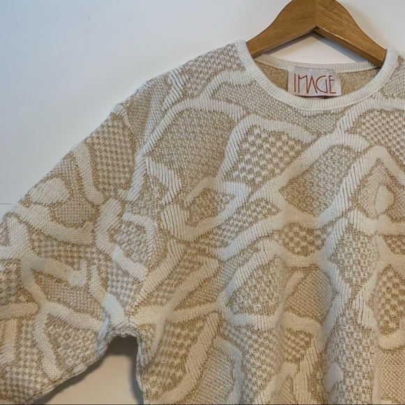 Image | Vintage Knit Sweater - Picture 2 of 13